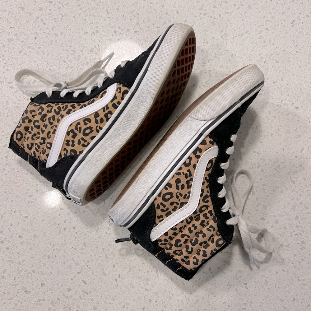 Girls Vans Filmore Hightop Sneaker